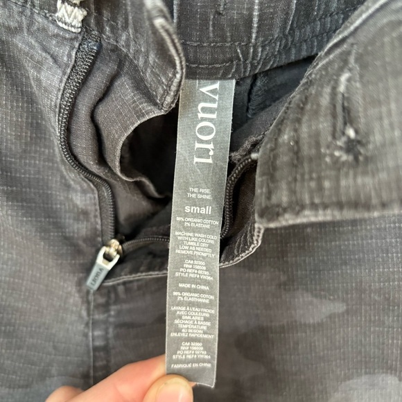 Vuori Camo Ripstop Shorts Size S - Picture 3 of 9